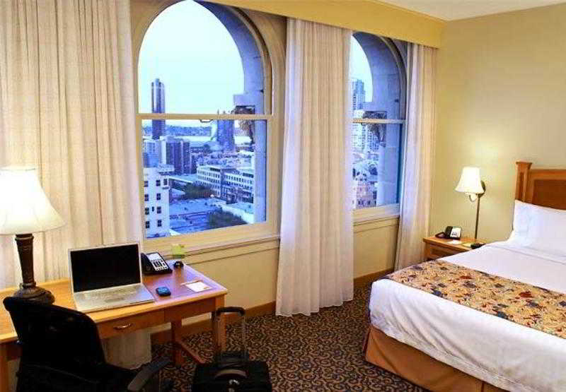 هتل Courtyard By Marriott San Diego Downtown