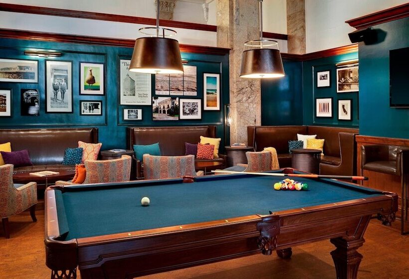 هتل Courtyard By Marriott San Diego Downtown