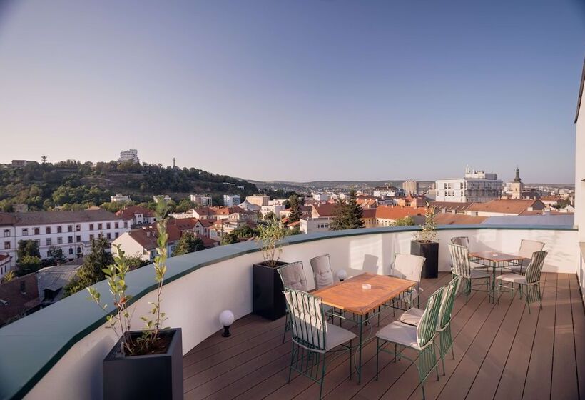 هتل Doubletree By Hilton Cluj – City Plaza