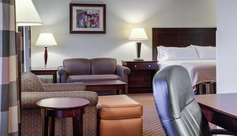호텔 Quality Inn