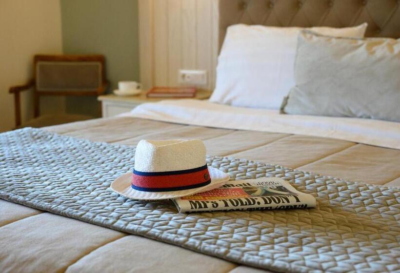 Art Hotel Debono