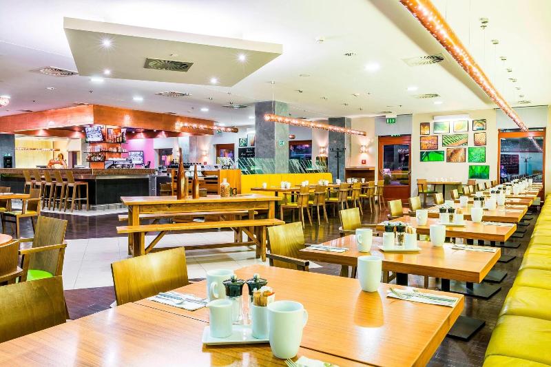 هتل Courtyard By Marriott Pilsen