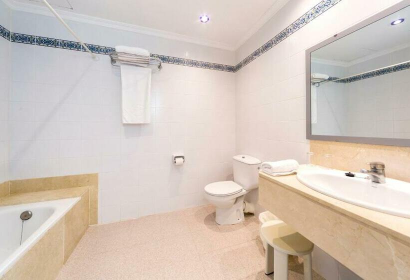 هتل Globales Cala'n Blanes