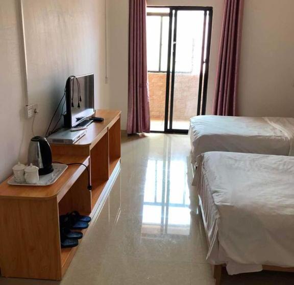 בית מלון כפרי Haikou Meilu  Meilan Airport Free Transfer