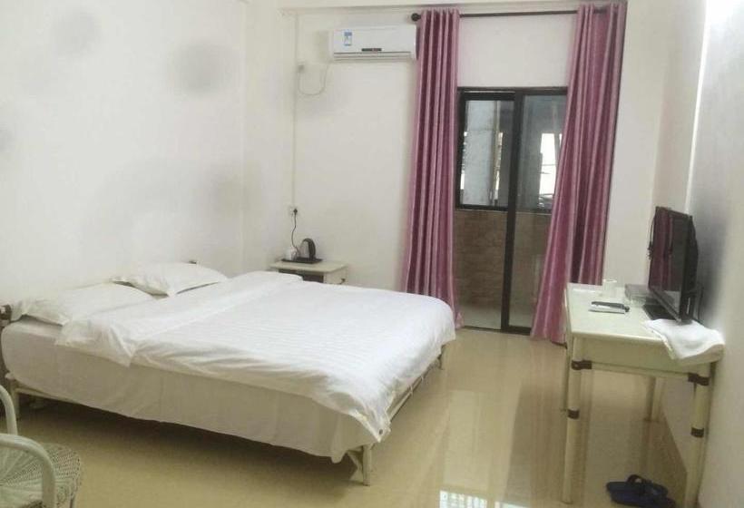 בית מלון כפרי Haikou Meilu  Meilan Airport Free Transfer