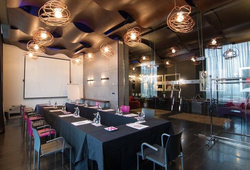 هتل Petit Palace Tamarises