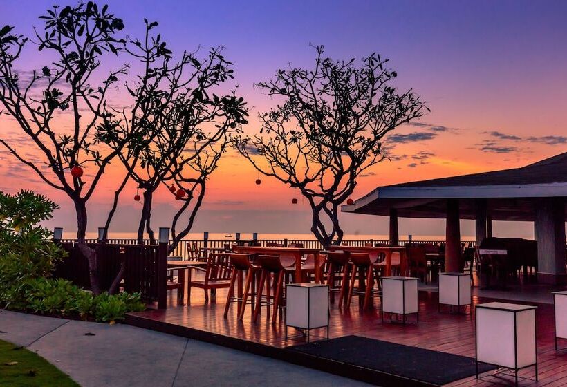 هتل The Regent Cha Am Beach Resort, Hua Hin