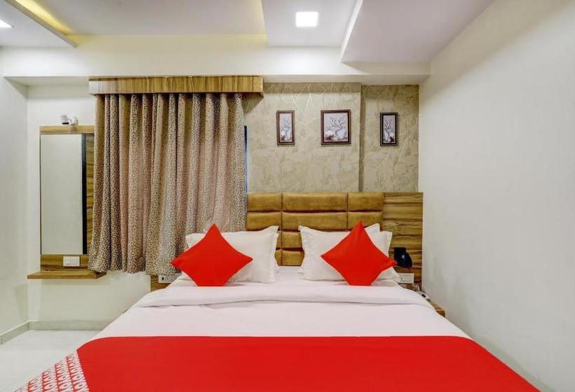 فندق Oyo 77355  Prince Inn