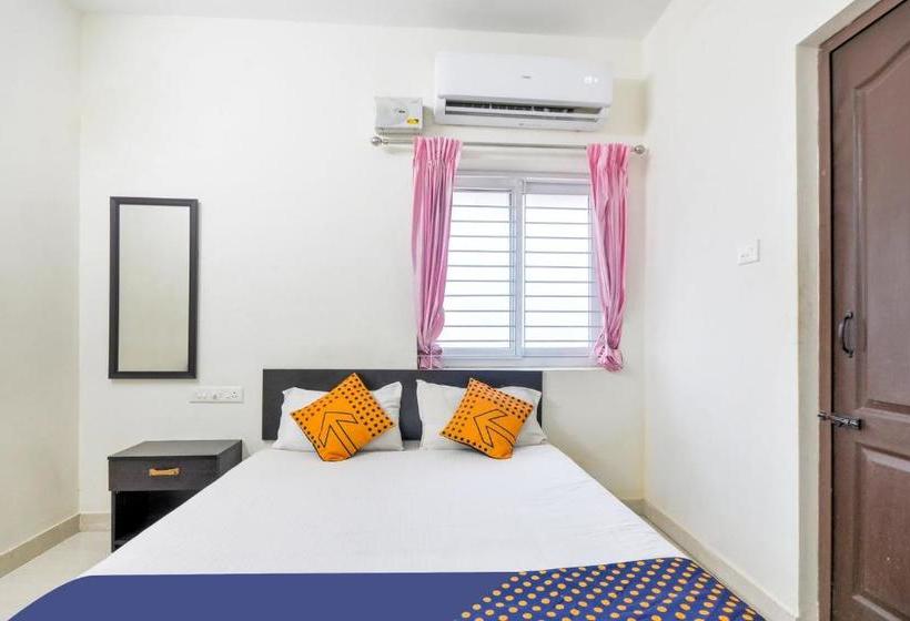 בית מלון כפרי Spot On 77506 Sun Residency