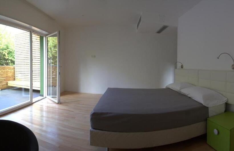 ペンション Affittacamere Rezzo