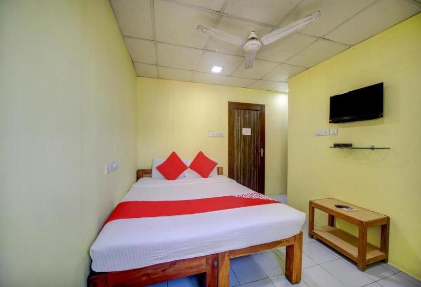 בית מלון כפרי Oyo 77248 Ram Residency