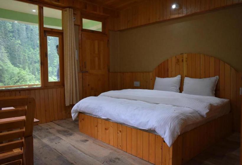 فندق The Forest Pinnacle And Café, Jibhi