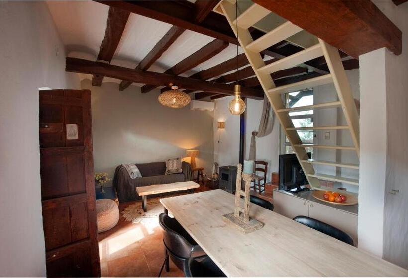 بنسيون Cal Mestre Casa Rural