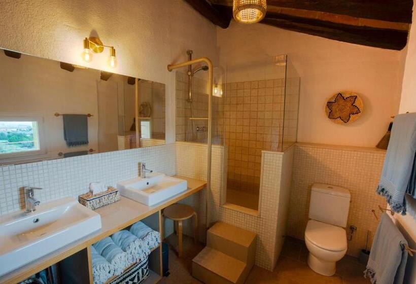 بنسيون Cal Mestre Casa Rural
