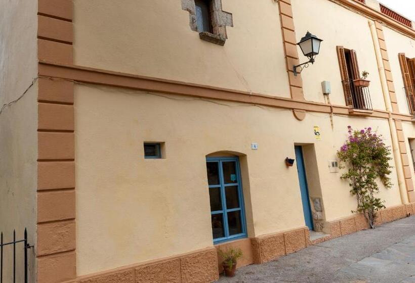 بنسيون Cal Mestre Casa Rural