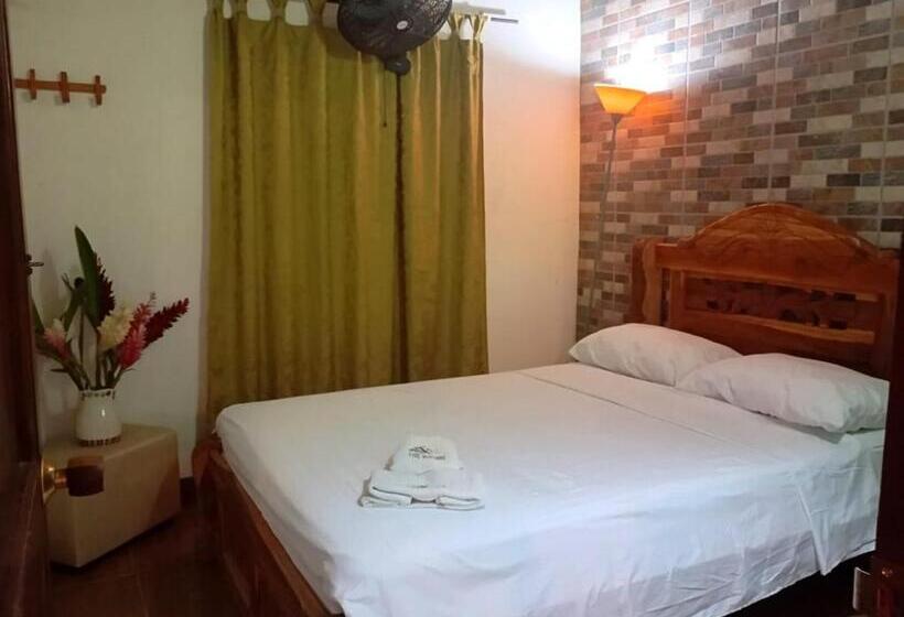 پانسیون Hostal Los Wichos