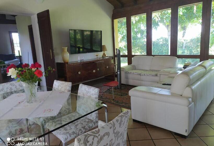 צימר La Rosa Selvatica