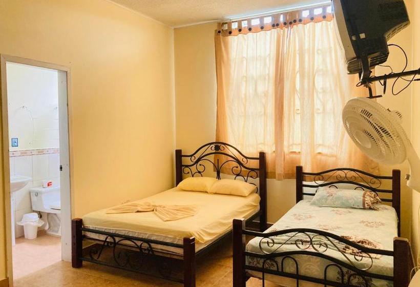 هتل Mulata Del Pacifico