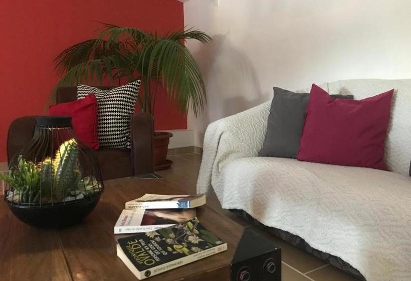 펜션 La Maison Des Alpilles