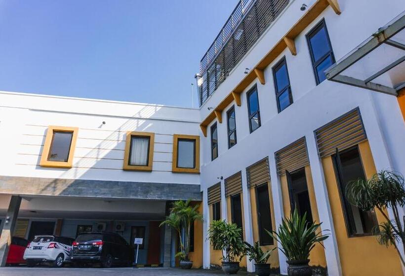Votel Hotel Tulungagung