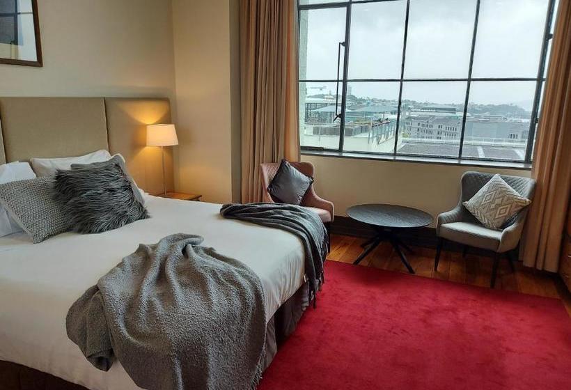 Heritage Apartments   Auckland Cbd   Rooftop Pool, Spas, Gyms & Saunas