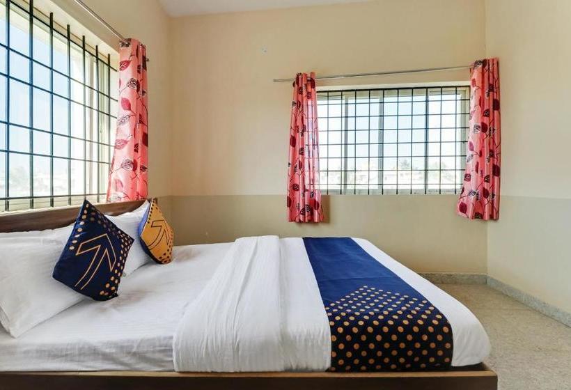 ホテル Vaccinated Staff Spot On 76940 Sri Annapoorneshwari Residency Boarding & Lodging
