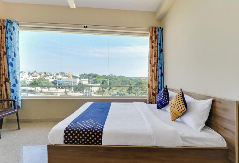ホテル Vaccinated Staff Spot On 76940 Sri Annapoorneshwari Residency Boarding & Lodging