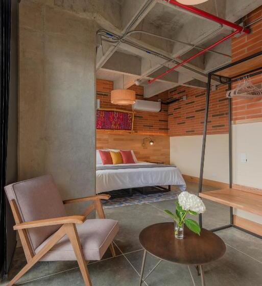 هاستل Masaya Medellin