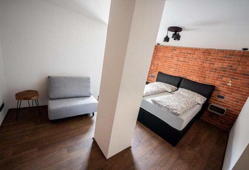 هتل Jez&spi Sušice