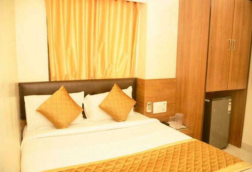 فندق Ashyana Near To Grant Road Station Mumbai