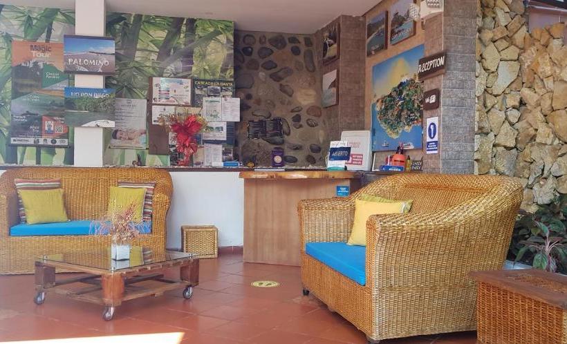 هتل Hostal Antawara Tayrona