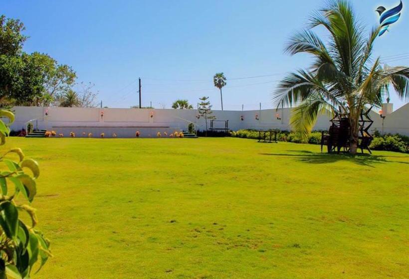 فندق Pinnk Lake Resort And Bar