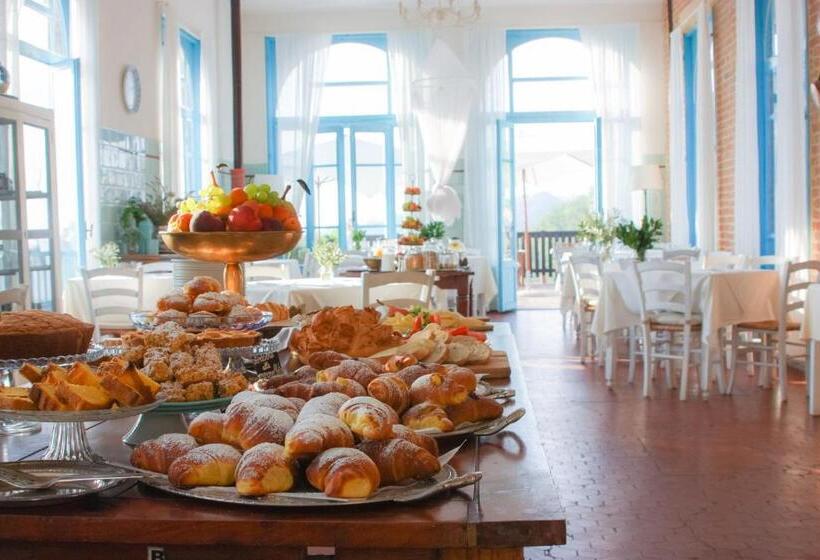 هتل Antico Borgo Di Tabiano Castello Relais De Charme