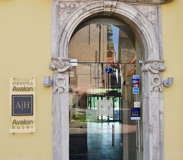 Avalon Hotel & Conferences