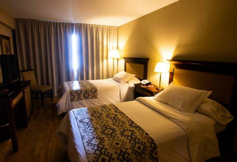 Cacique Inacayal Lake Hotel & Spa