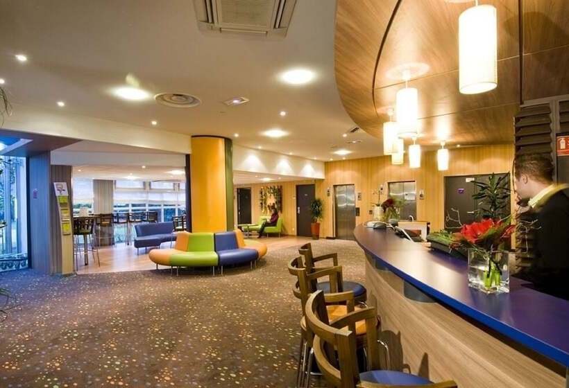 هتل Canal Suites   Paris La Villette
