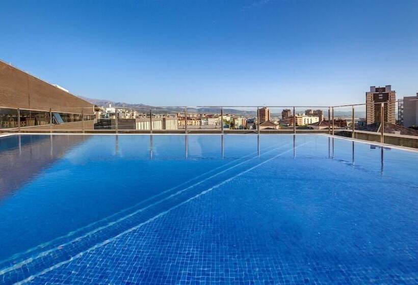 هتل Granada By Pierre & Vacances