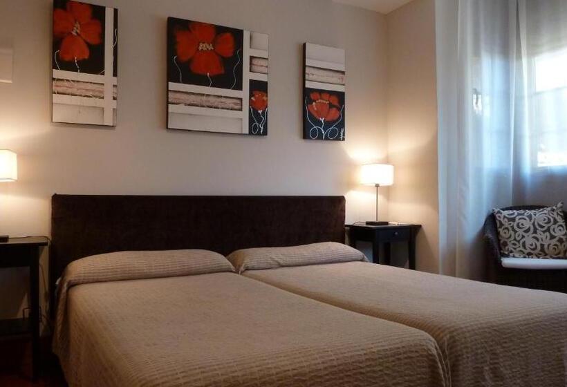 هتل Itxas Gain Getaria