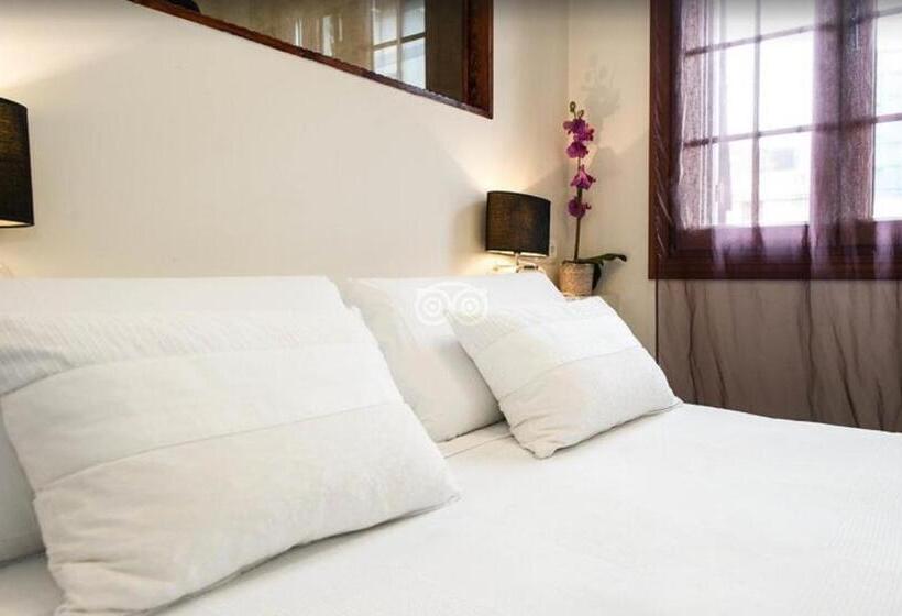 هتل Itxas Gain Getaria