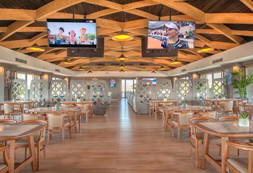 בית מלון כפרי Lyttos Beach