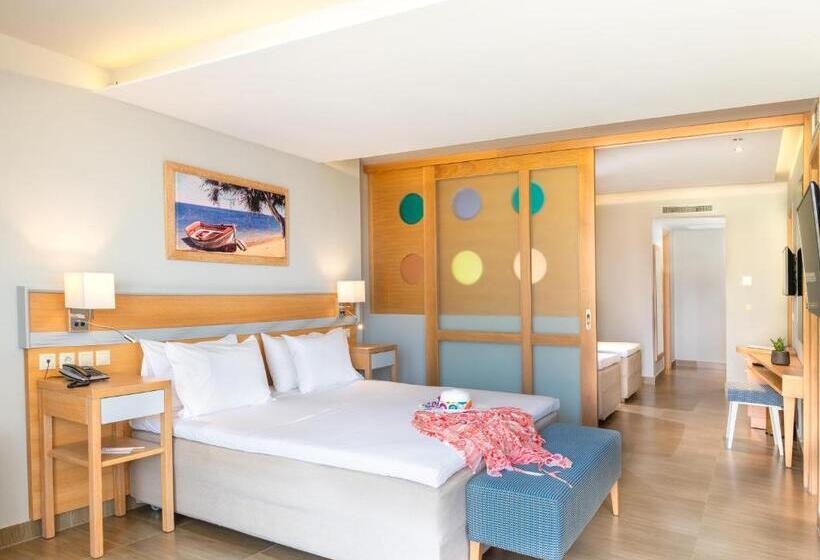 בית מלון כפרי Lyttos Beach