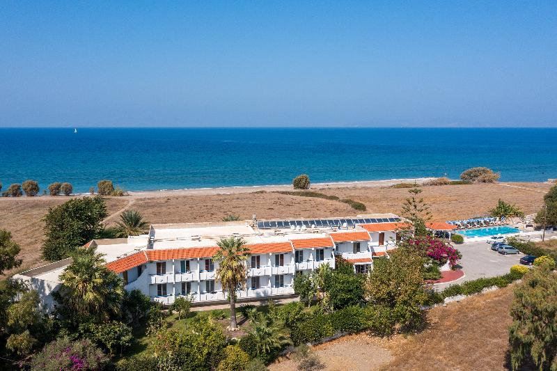 هتل Nirvana Beach