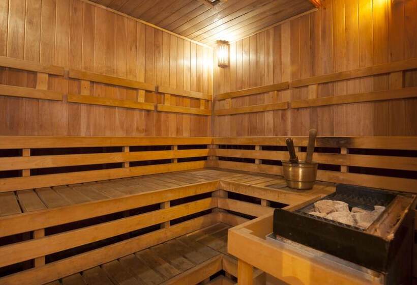 هتل Premium Tower Suites