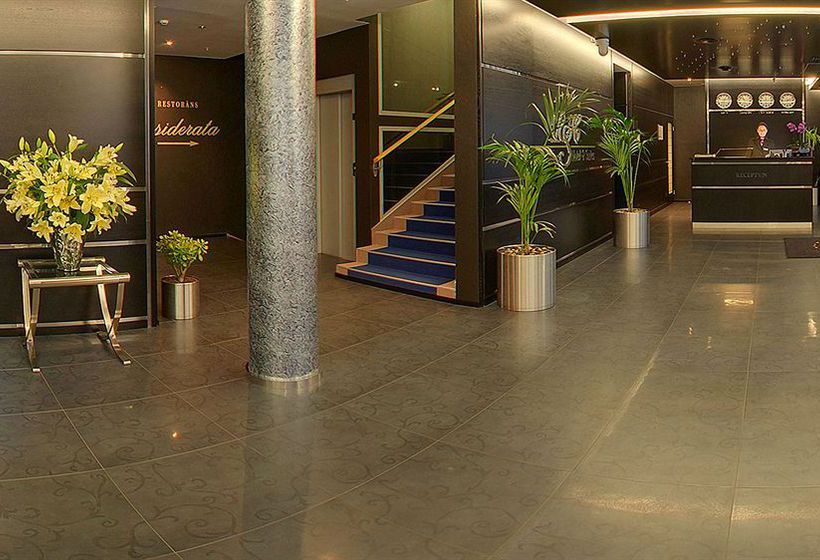 Royal Square Hotel & Suites