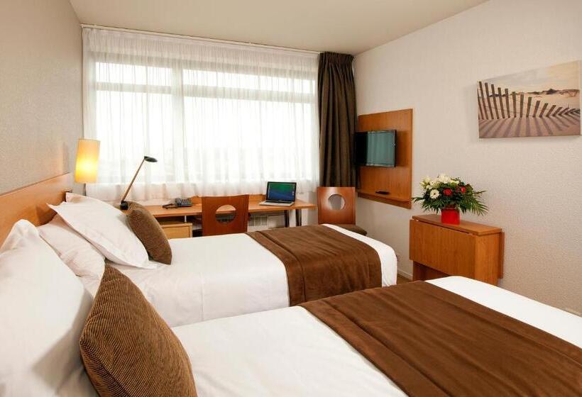 Отель Séjours & Affaires Rennes De Bretagne