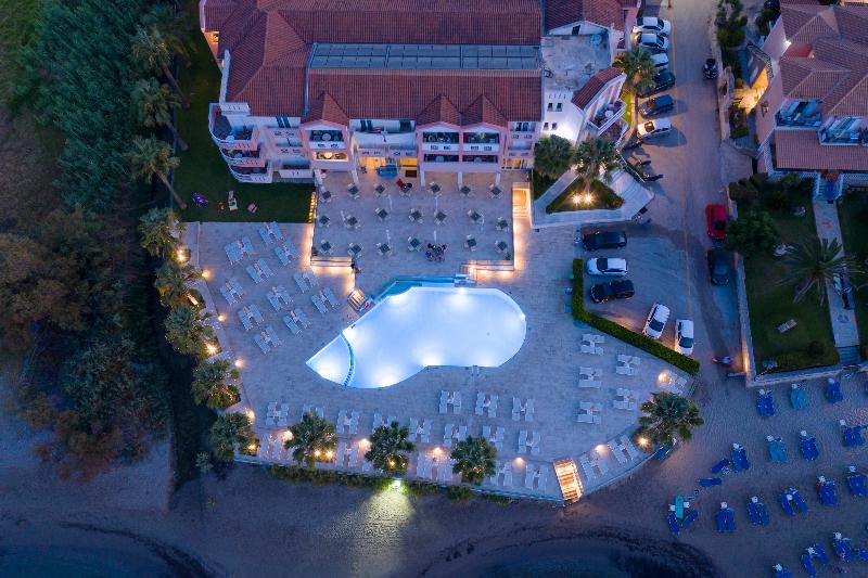 هتل Xenos Kamara Beach
