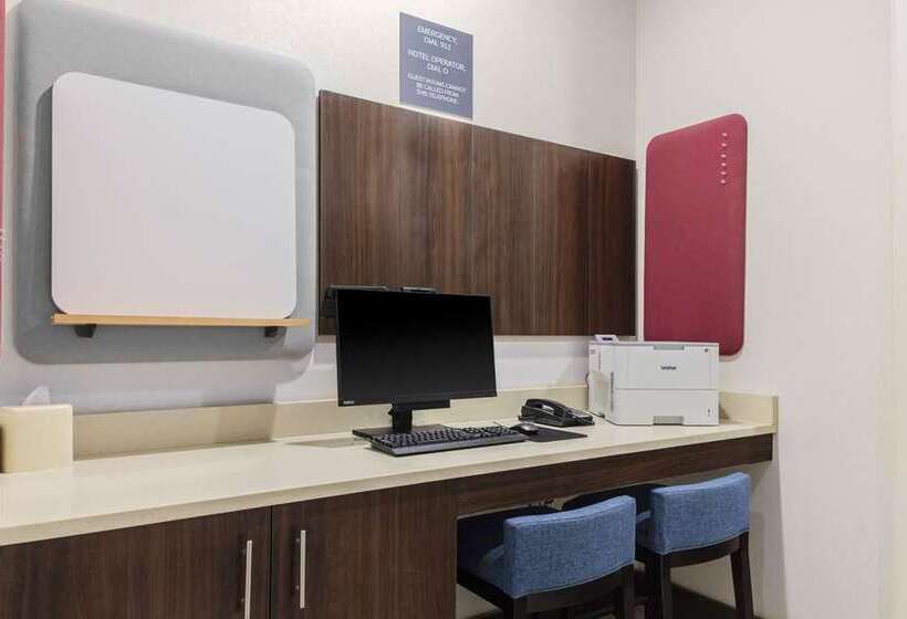 فندق Hilton Garden Inn Detroit Utica