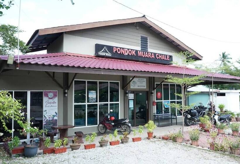 هتل Pondok Muara Chalet
