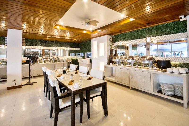 בית מלון כפרי Sur Beach Resort Boracay