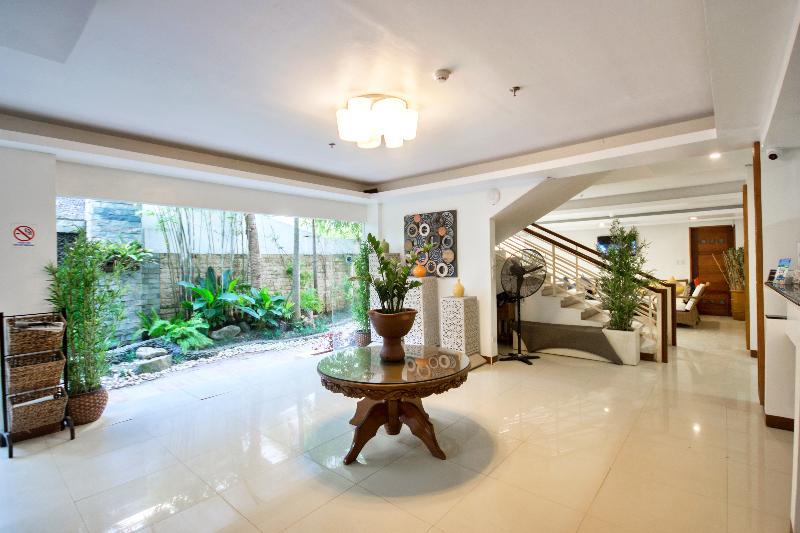 בית מלון כפרי Sur Beach Resort Boracay
